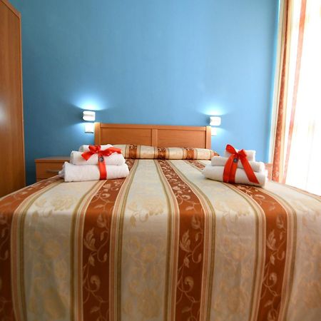 International Resort Mondragone Buitenkant foto