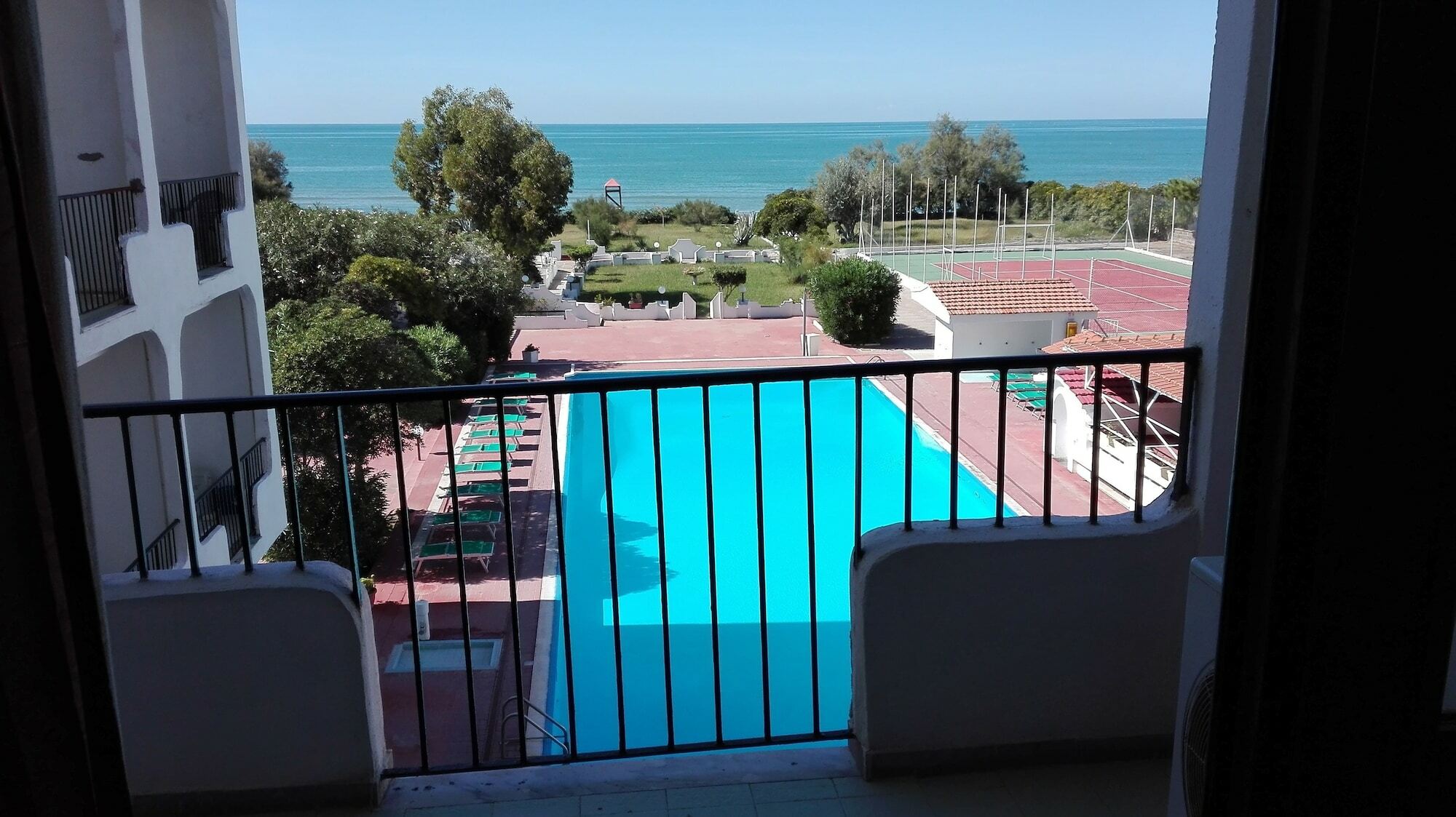 International Resort Mondragone Buitenkant foto